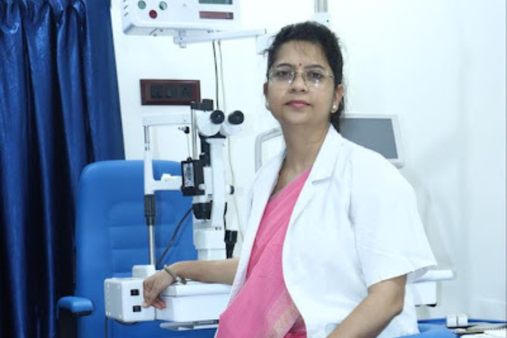 dr-mugdha